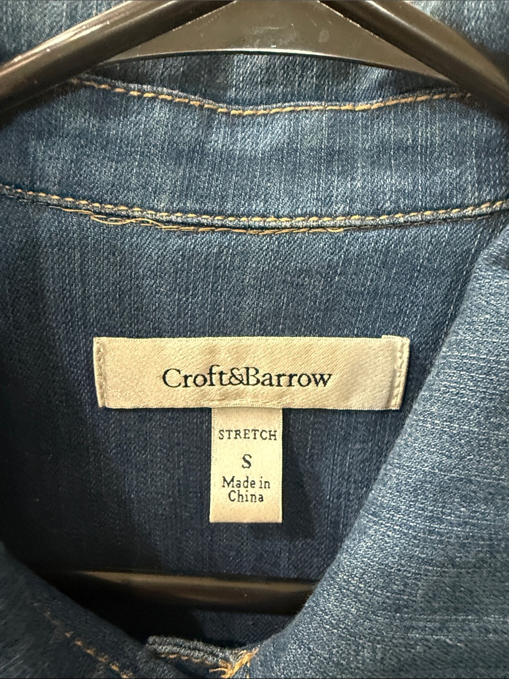 🥳 5 for $25 BUNDLE croft & barrow Blue Denim Jacket with Button Front - Picture 2 of 4